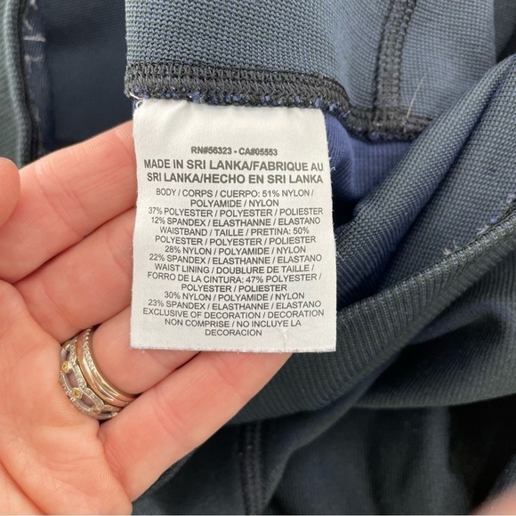 Women's Nike Zoned Sculpt Capri Leggings Two‎ Tone Navy Blue - Picture 8 of 12